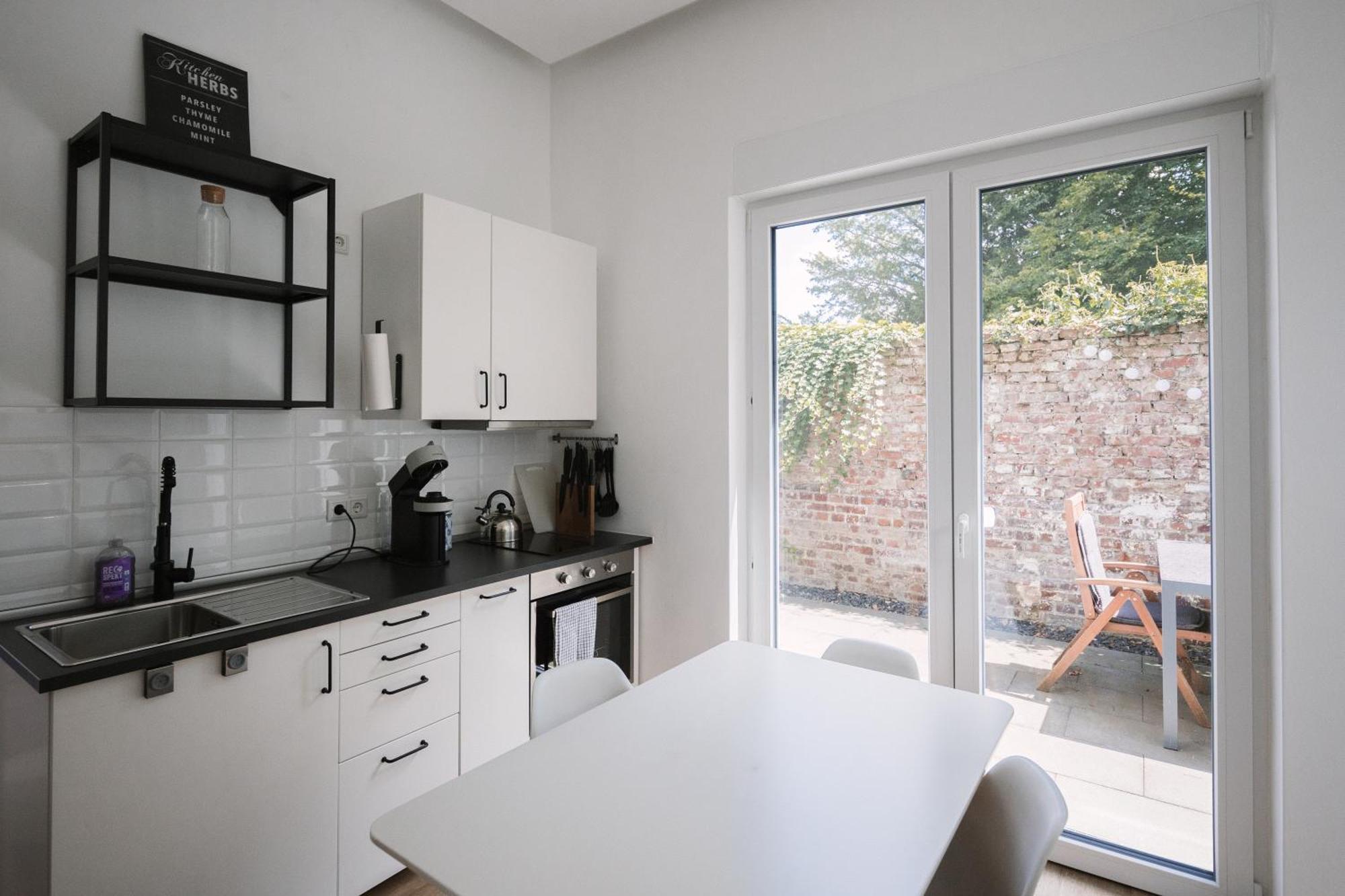 Schoene, Moderne Wohnung Mit Grosszuegiger Terasse 에센 외부 사진