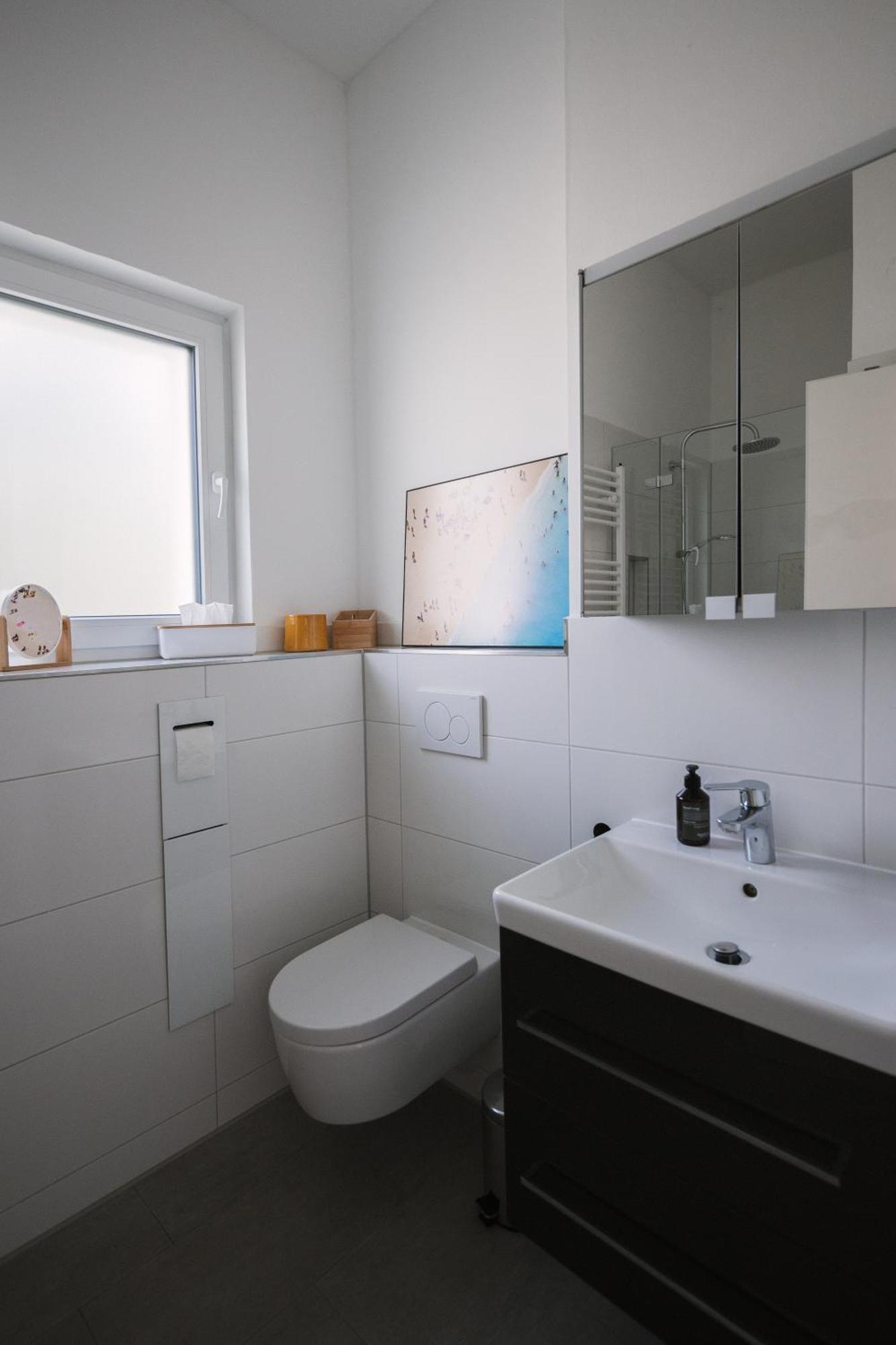 Schoene, Moderne Wohnung Mit Grosszuegiger Terasse 에센 외부 사진